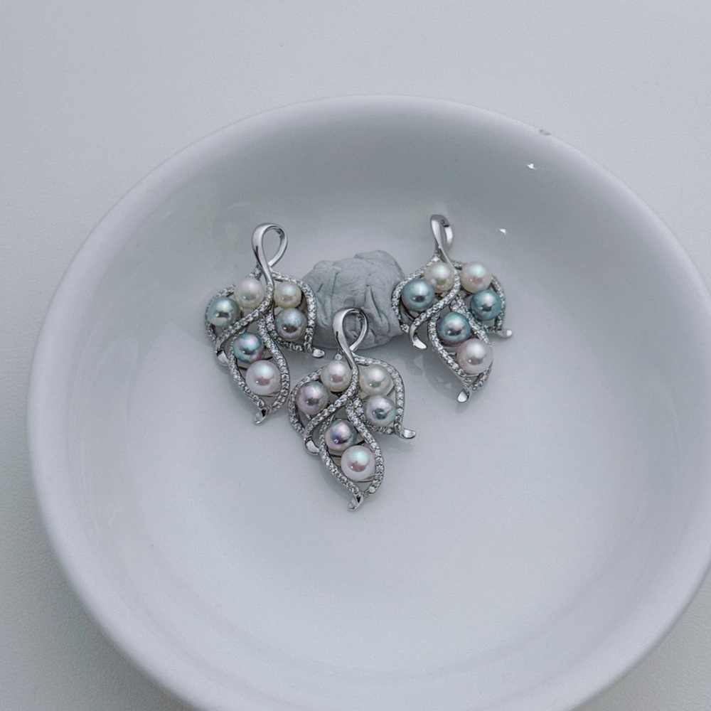 P66 Handmade S925 Akoya Sea Pearl Leaf Pendant Elegant Convertible Jewelry Gift